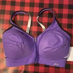 NWT Victoria Secret VSX Sport Bra 34DD